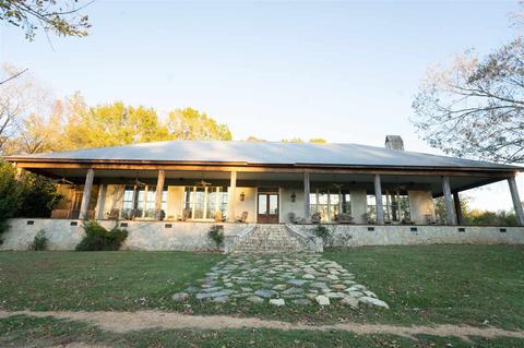 3407 Learned Rd, Raymond, MS 39154 photo 1