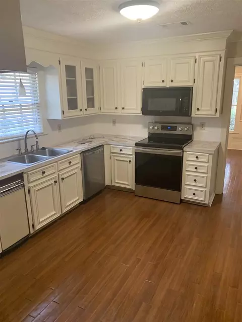 1432 Tracewood Dr, Jackson, MS 39211 photo 8
