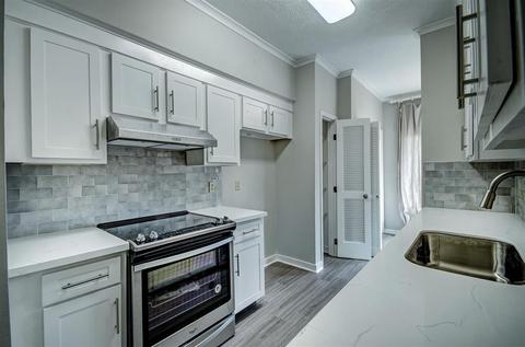 40 Park Crest Pl, Jackson, MS 39211 photo 9