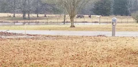 956 Wynndale Rd, Terry, MS 39170 photo 2
