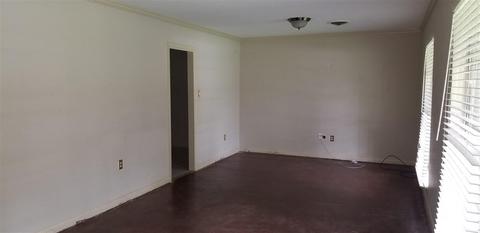 1426 Amherst St, Jackson, MS 39211 photo 4