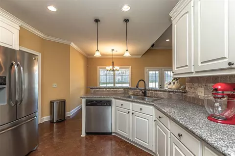 400 Kingston Cv, Byram, MS 39272 photo 11