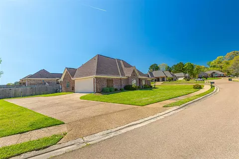 400 Kingston Cv, Byram, MS 39272 photo 2