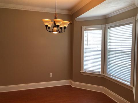 11 Stanford Ct, Jackson, MS 39211 photo 3