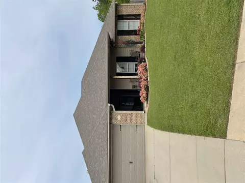 216 Barrington Cv, Florence, MS 39073 photo 1