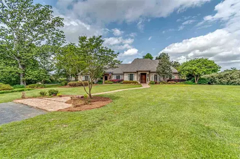 220 Sunset Cir, Madison, MS 39110 photo 1