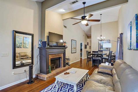34 Mclain Ct, Jackson, MS 39211 photo 3