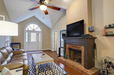 34 Mclain Ct, Jackson, MS 39211 photo 6