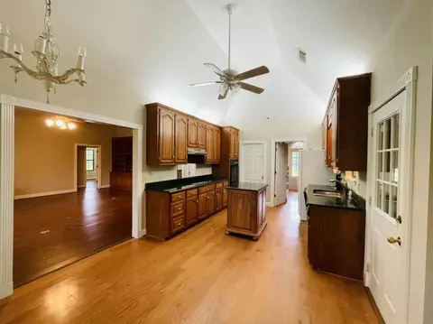 321 W Main St, Florence, MS 39073 photo 15