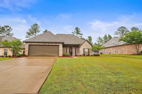 320 N Falls Xing, Madison, MS 39110 photo 1