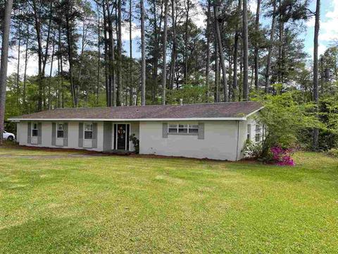1329 E 3rd St, Forest, MS 39074 photo 1
