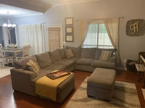 129 Cedar Cv, Jackson, MS 39212 photo 4