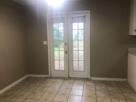 356 S S Pl, Madison, MS 39110 photo 5