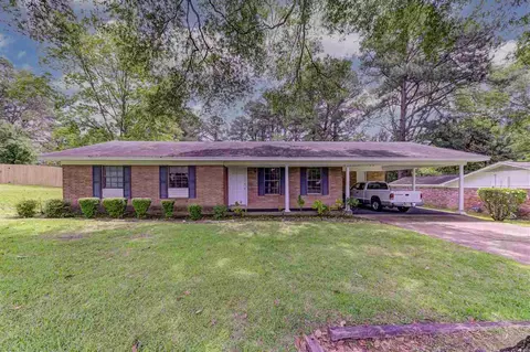 409 Wayne St, Clinton, MS 39056 photo 1