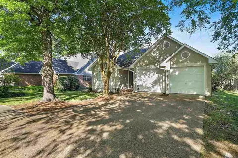 318 Cobblestone Dr, Madison, MS 39110 photo 2