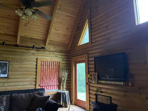 723 Seventh Day Rd, Florence, MS 39073 photo 3