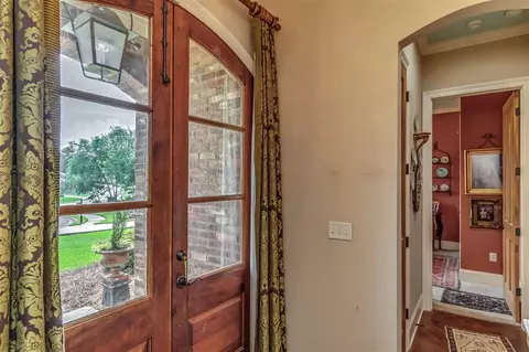 561 Silverstone Dr, Madison, MS 39110 photo 5