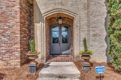 561 Silverstone Dr, Madison, MS 39110 photo 4