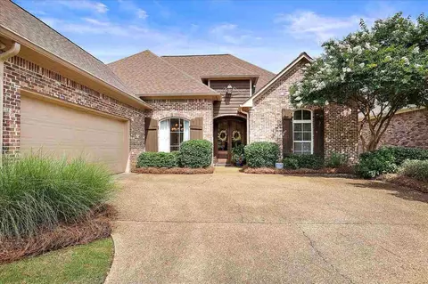 706 Chickasaw Dr, Flowood, MS 39232 photo 1