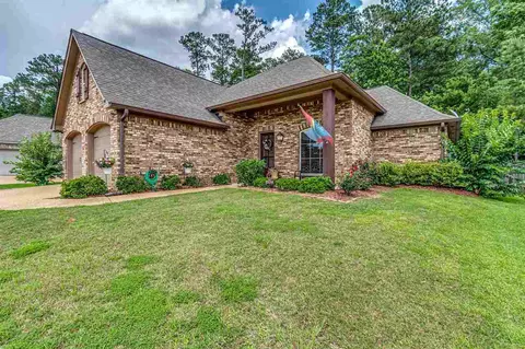 140 Provonce Park, Brandon, MS 39042 photo 2