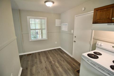 3033 Woodview Dr, Jackson, MS 39212 photo 8