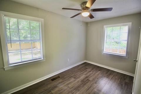 3033 Woodview Dr, Jackson, MS 39212 photo 11