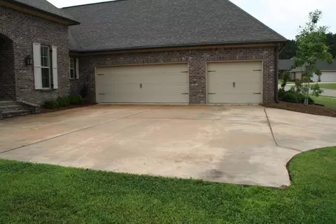 130 Claiborne St, Madison, MS 39110 photo 2