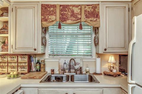130 Shenandoah Dr, Florence, MS 39073 photo 15