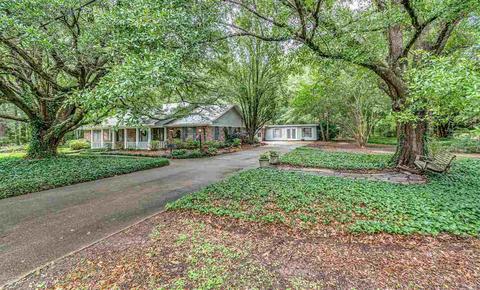 130 Shenandoah Dr, Florence, MS 39073 photo 2