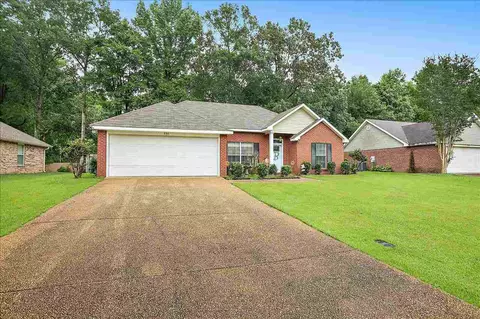 336 Willow Bay Dr, Byram, MS 39272 photo 2