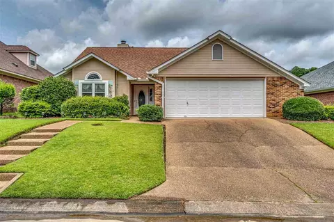 3040 E Fairway St, Brandon, MS 39047 photo 2