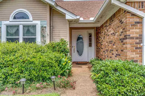 3040 E Fairway St, Brandon, MS 39047 photo 4