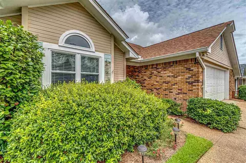3040 E Fairway St, Brandon, MS 39047 photo 5