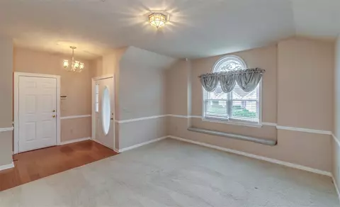 3040 E Fairway St, Brandon, MS 39047 photo 9