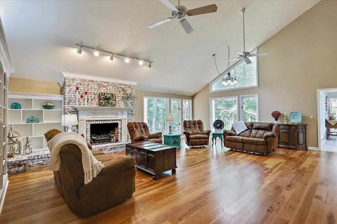 167 Hidden Cv, Florence, MS 39073 photo 6