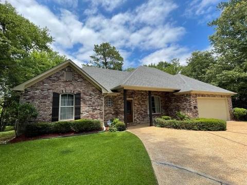 1762 Brecon Dr, Jackson, MS 39211 photo 1