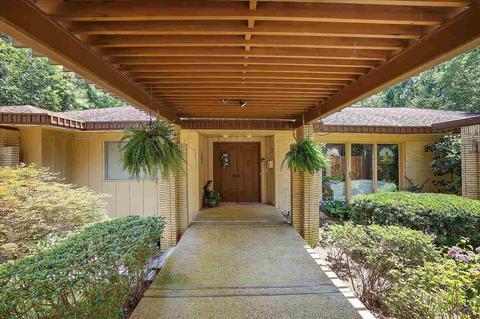 1551 Douglass Dr, Jackson, MS 39211 photo 1