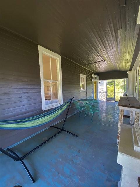 380 1st St, Flora, MS 39071 photo 4