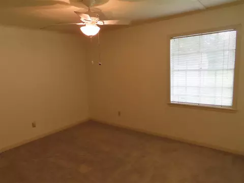 300 Hampton St, Clinton, MS 39056 photo 20