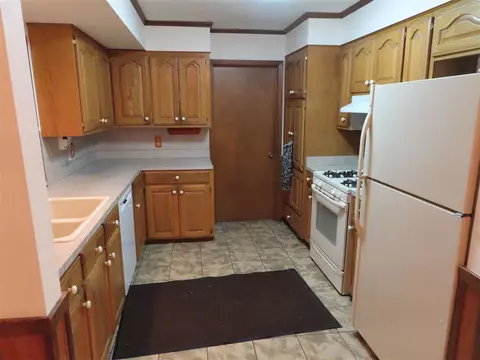 300 Hampton St, Clinton, MS 39056 photo 8