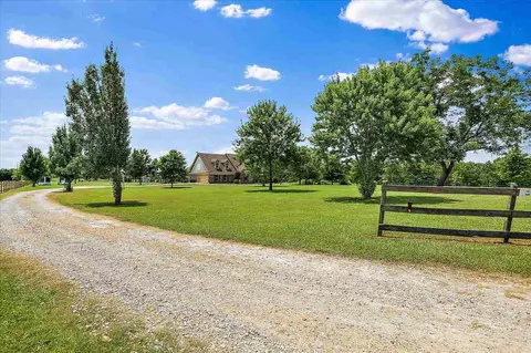 491 Sharon Rd, Canton, MS 39046 photo 2