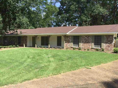 5054 Riverwood Cir, Jackson, MS 39211 photo 1