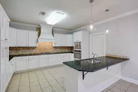1005 Legacy Cir, Brandon, MS 39042 photo 8