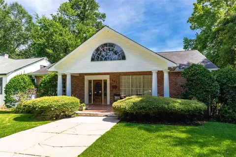 901 Gillespie St, Jackson, MS 39202 photo 2