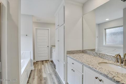 553 Silver Hl, Pearl, MS 39208 photo 12