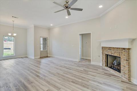 547 Silver Hl, Pearl, MS 39208 photo 5
