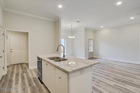 547 Silver Hl, Pearl, MS 39208 photo 9