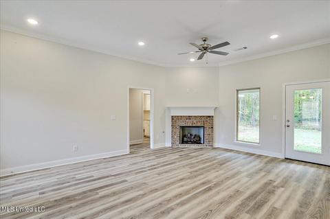 547 Silver Hl, Pearl, MS 39208 photo 7