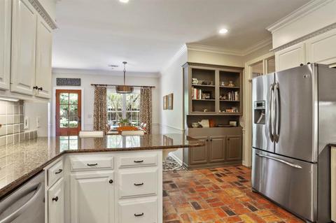 1425 Fontaine Dr, Jackson, MS 39211 photo 7