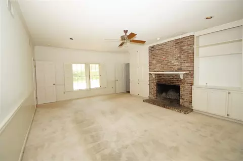 4806 Northampton Dr, Jackson, MS 39211 photo 4